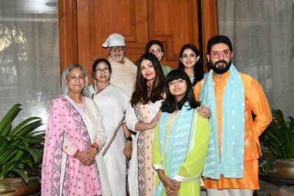 CM Mamata Banerjee Ne Actor Amitabh Bachchan Ke Ghar Jaakar Poore Parivar Se Mulaqat Kiya At Juhu
