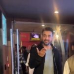 Raj Kundra Dikhe Without Mask Last Night Apni Family Ke Saath PVR Juhu Me Dikhai Diye