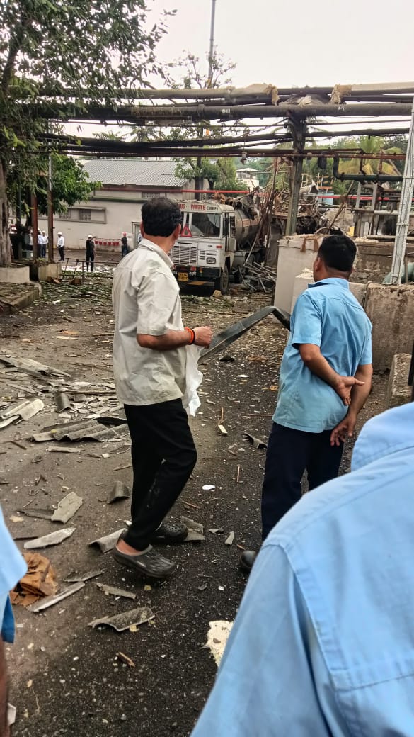 Factory me hua blast 2 workers ki death hui 5 se 6 Log injured hue at Ulhasnagar Thane