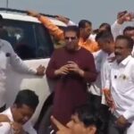 Maratha Arakshan Andolan Se Mile Raj Thackeray Kaha Gende Ki Chamdi Wale Politician Ke Liye Apni Jaan Mat Ganwao