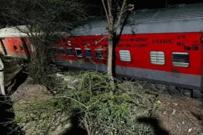 Train18accident 637x435 1