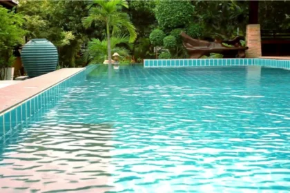 images 1582183586816 Swimming pool