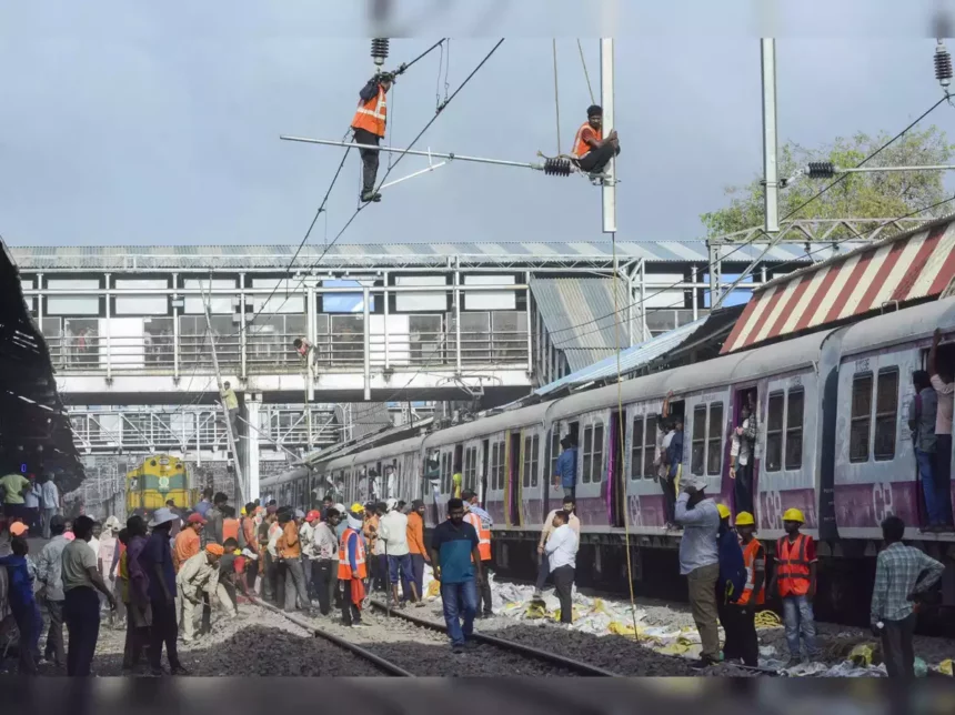 mumbai local trains 63 hour mega block now ends central railway completes platform widening work at thane station