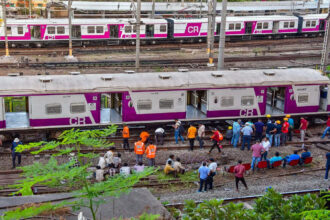 Local Train Ki Harbour Line