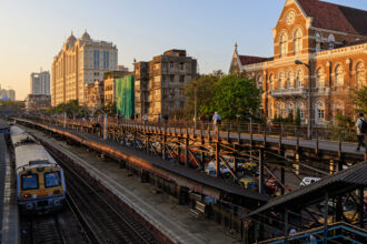 Mumbai 03 2016 75 Charni Road station