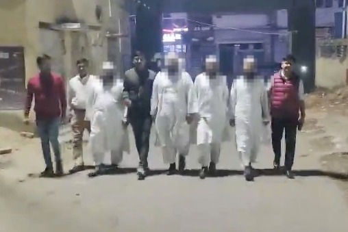 Mumbai Halal Council Of India Ke 4 Office Bearers Ko Uttar Pardesh STF Ne Arrest Kiya, Halal Certification Mamla