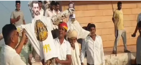 Bishnoi Samaj ne Salman Khan aur unke Father Salim Khan ka Putla jalaya at Jodhpur, Kala Hiran Mamla