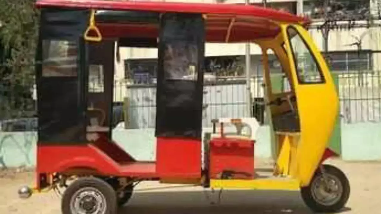 Matheran Me 20 E Auto Rickshaw Chalane Allow Kiya Supreme Court Ne, Locals Me Khushi Ko Leher