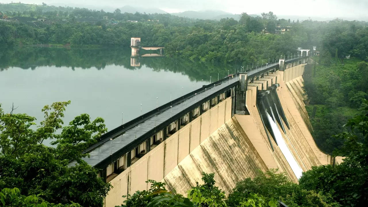 Mumbaikar Ko Water Supply Karne Wali Lake Modak Sagar Hui Overflow, 7 Me Se 4 BMC Ki Lake Bhar Gayi