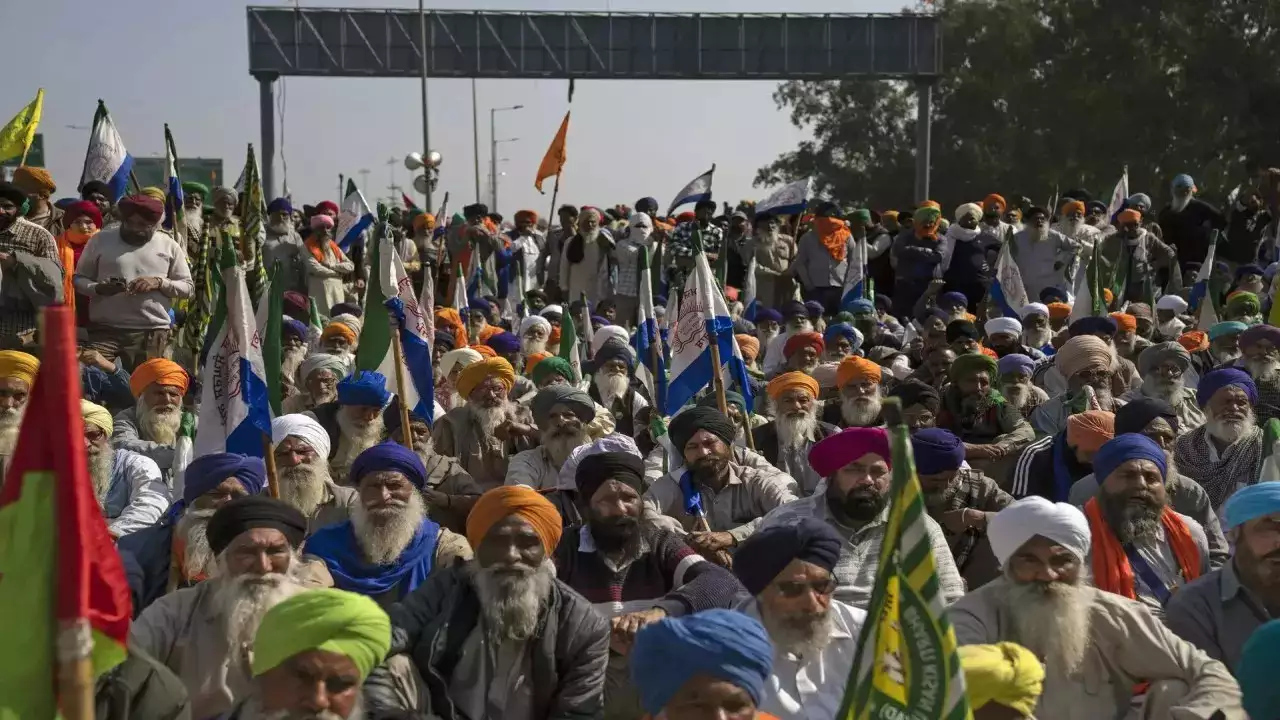 Chal Delhi – Farmers Protest 2 din ke liye hold kiya gaya, BJP Leaders ne baat kar mang poori karne ka aaswashan diya