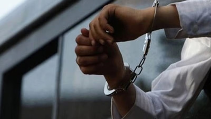 Murder Mamle Me 4 Saal Se Farar Ek Aropi Member Ko Navi Mumbai Police Ne Arrest Kiya