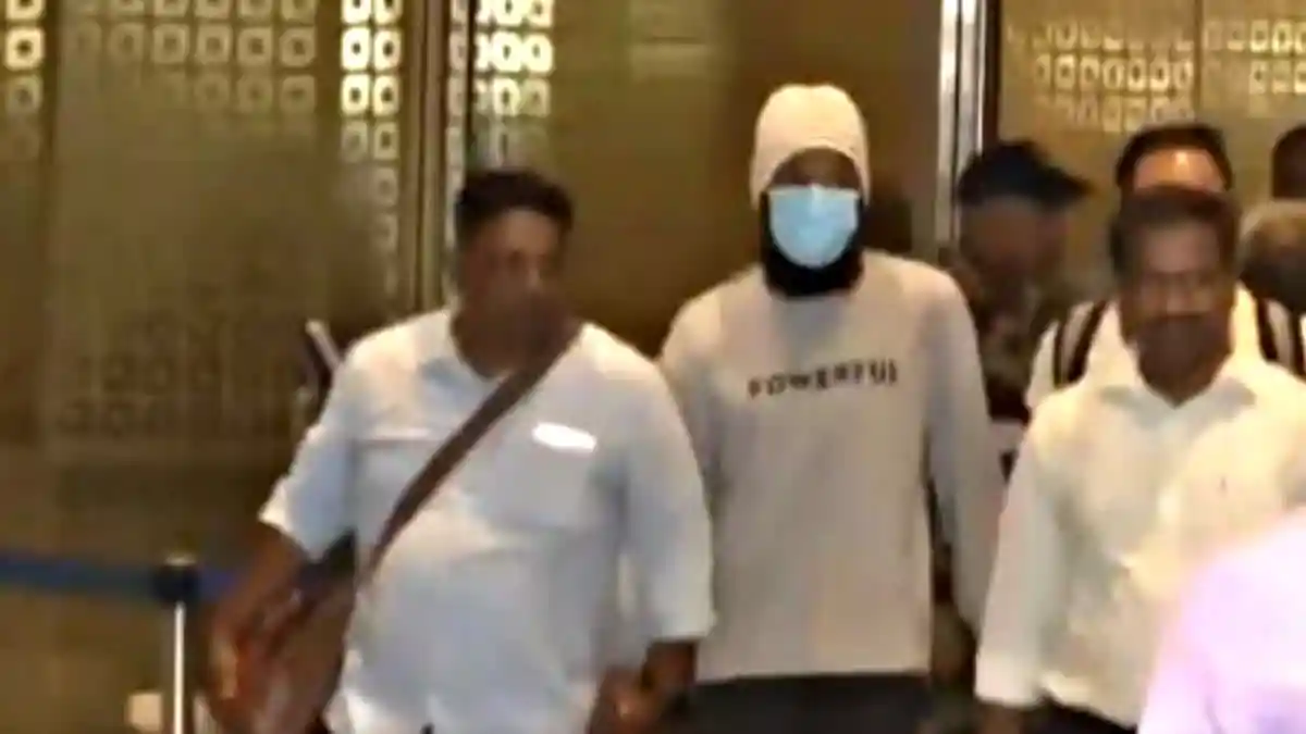 Gangster Prasad Pujari Ko China Se Deport Kar Mumbai Laaya Gaya, Extortion Aur Murder Mamle Ne Mumbai Police Crime Branch