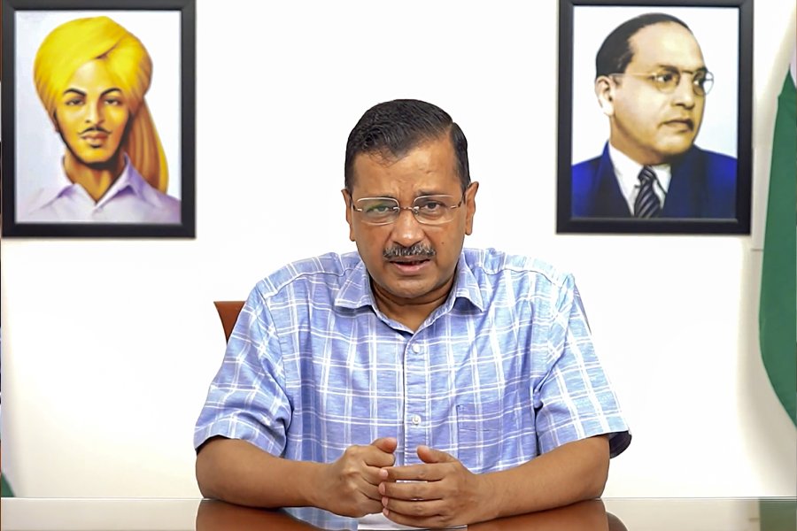 Anokhi Holi Jalaya AAP Mumbai Ne, ED, CBI, Electoral Bonds Ka Holika Dahan Kiya Iss Holi Ke Mauqe Par