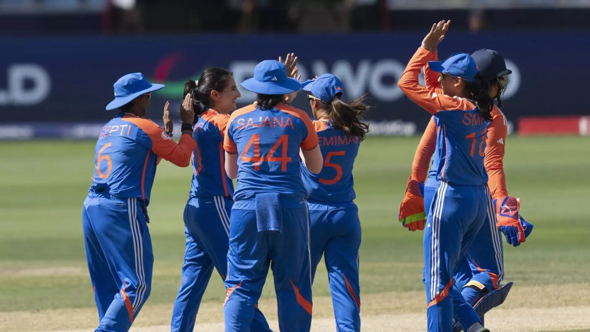 India ne Pakistan ko haraya 6 Wickets se ICC Womans T20 World Cup me at Dubai