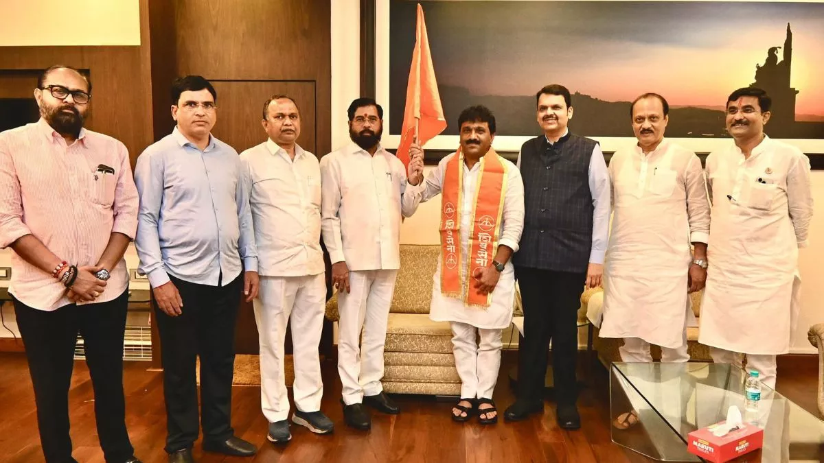 Congress Ko 1 Aur Jhatka Laga – Umred MLA Raju Parwe Ne CM Shinde Ki Shivsena Join Kiya
