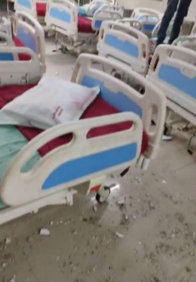 Slab Plaster Collapse Hua Sarkari Hospital Me Maternity Ward Ki Bed Par At Dahanu Palghar