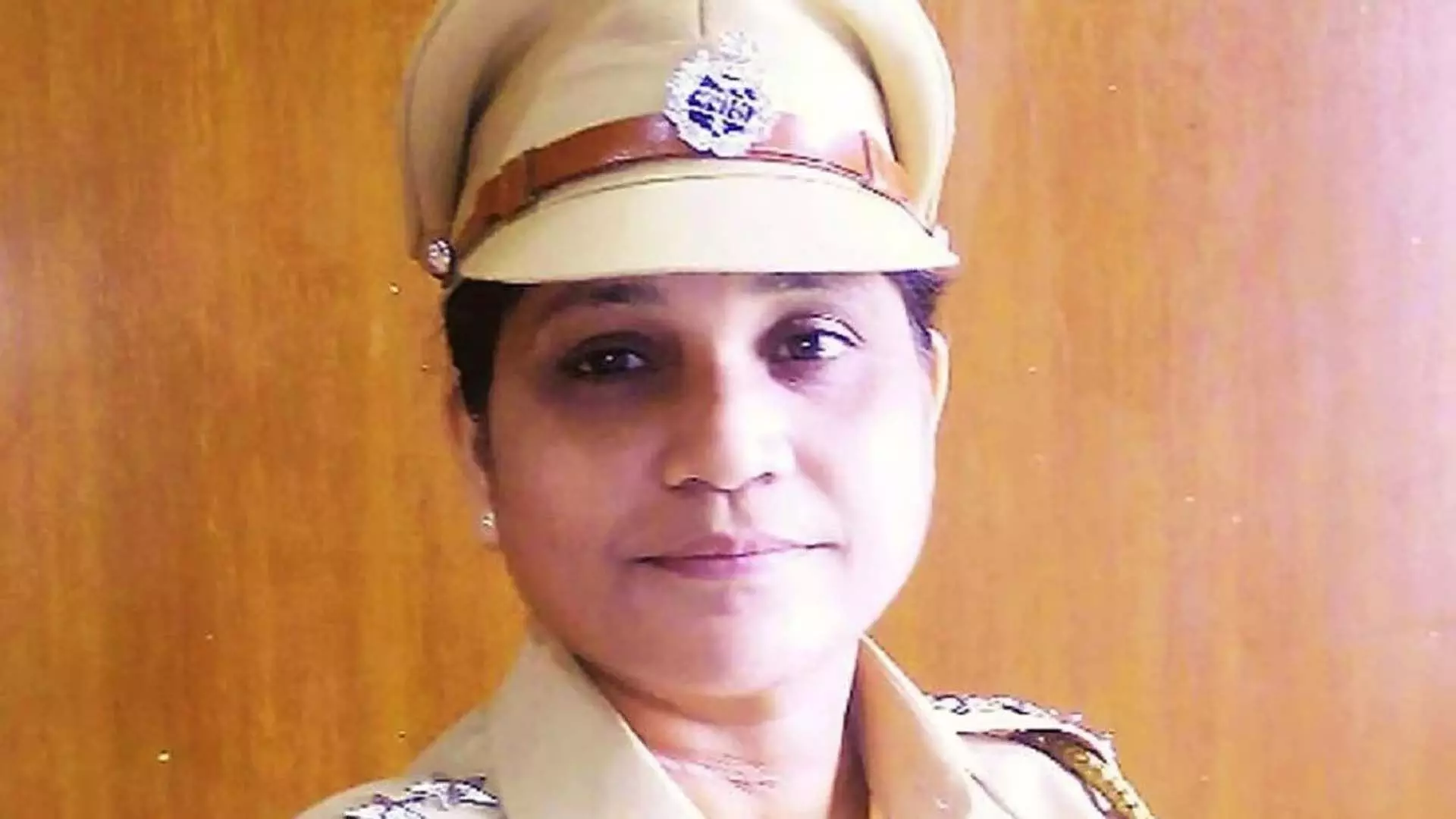 Mumbai Police Pydhonie Division ACP Jyotsna Rasam Ko Kendriya Grihamantri Dakshata Padak 2024 Se Nawaza Jaayega
