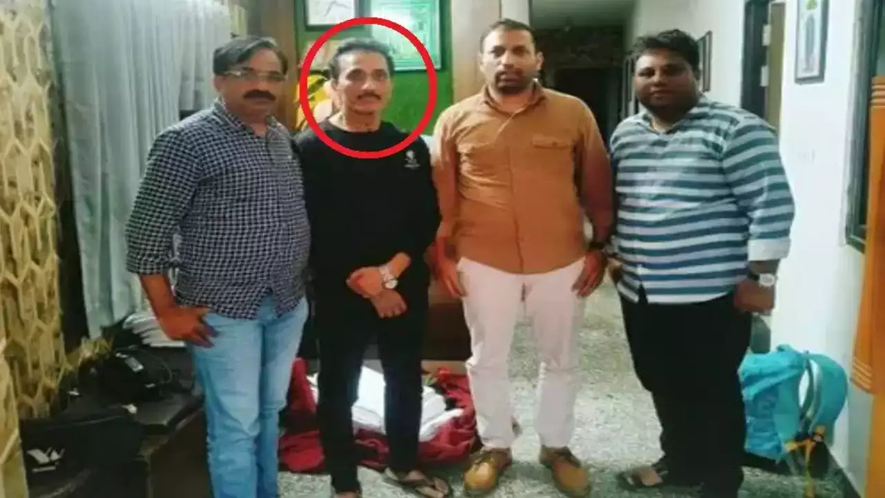 16 Death Ka Aaropi Bhavesh Bhinde Ko Mumbai Police Ne Rajasthan Se Arrest Kiya, Ghatkopar Hoarding Collapse Mamla