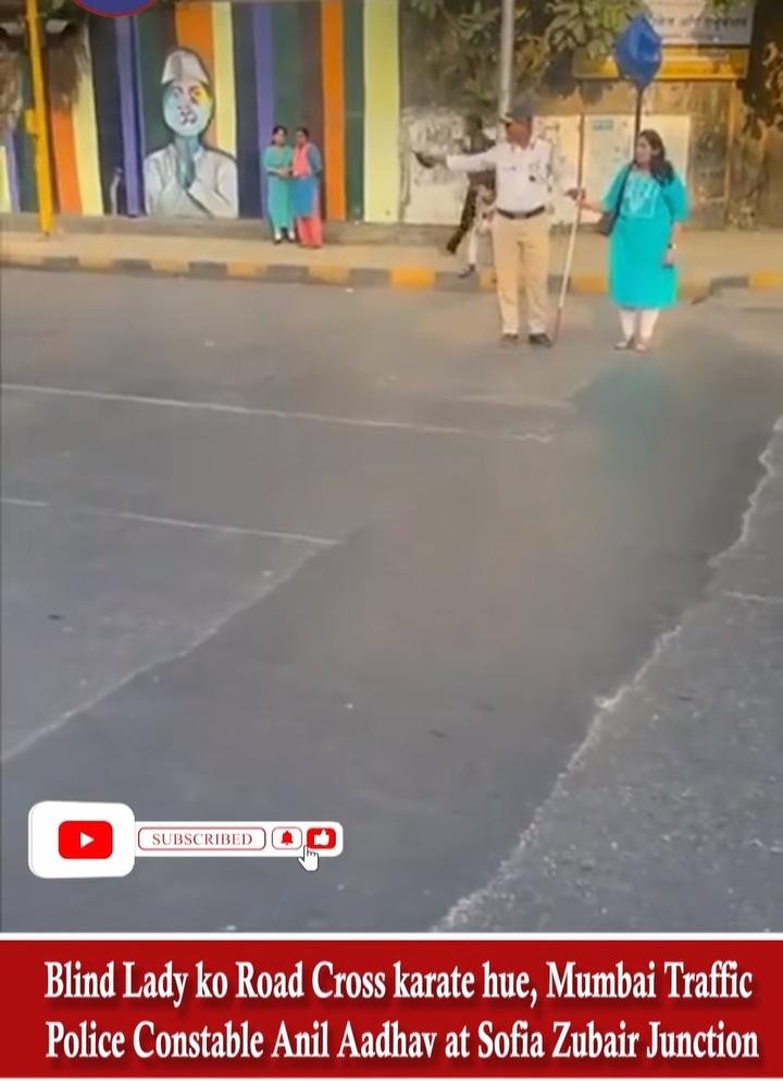 Blind Lady Ko Road Cross Karate Hue, Mumbai Traffic Police Constable Anil Aadhav At Sofia Zubair Junction