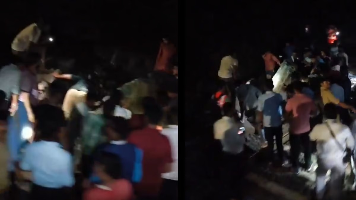Land Slide Se Railway Track Par Gire Boulders, Asangaon Aur Atgaon Ke Beech, Central Railway Local Train Affected Hui