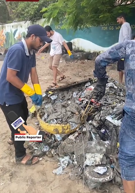 Prabhadevi Beach cleaning