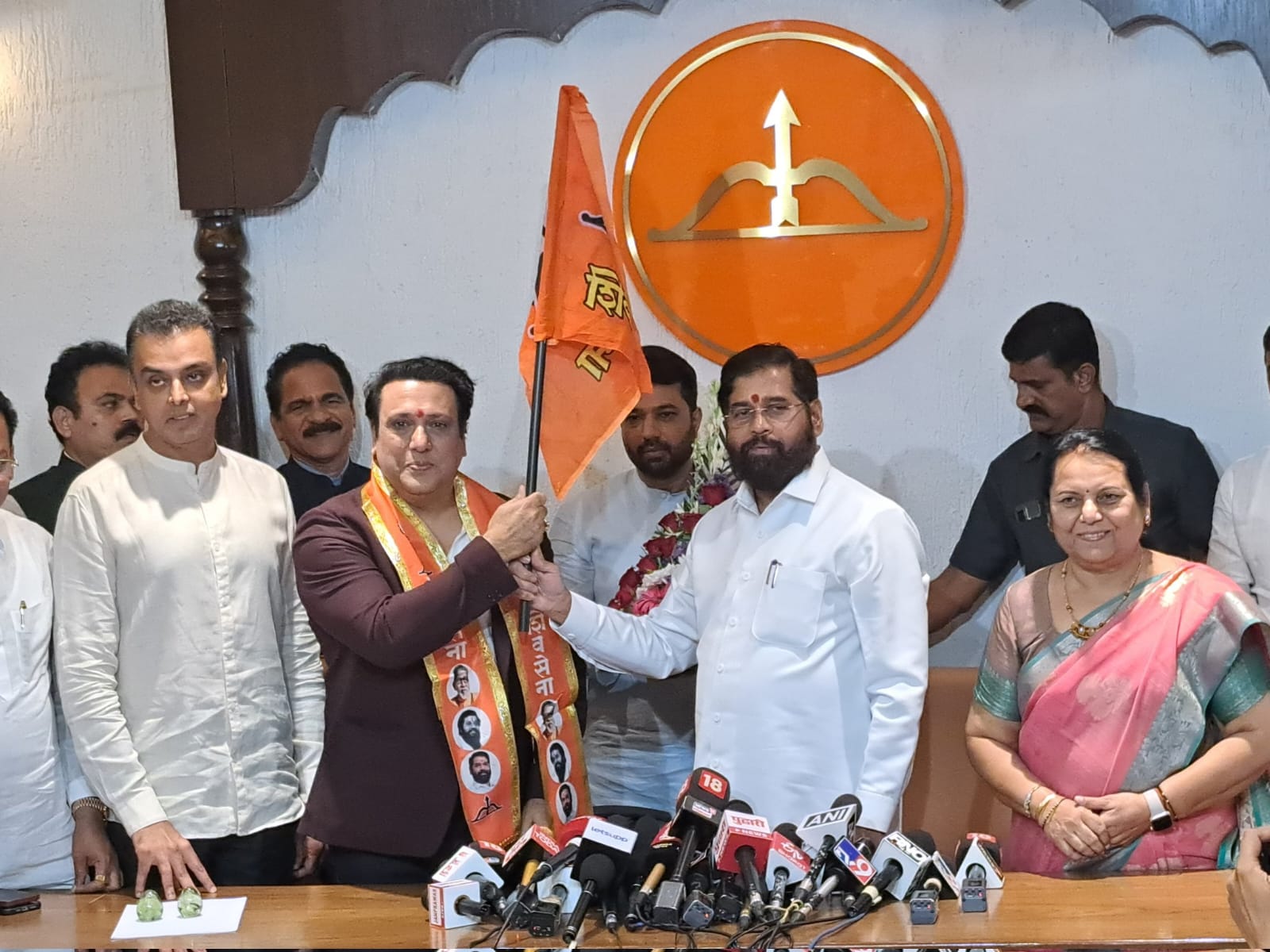 Actor Govinda Join Eknath Shinde Shiv Sena, Election Ladne ki Tayyari Shuru