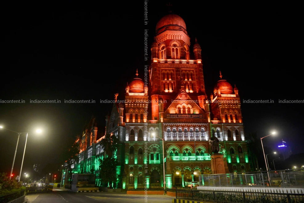 BMC Headquarter Ko Tiranga Colors Ki Light Se Roshan Kiya Gaya, 15 August Ke Mauqe Par Har Ghar Tiranga Ke Antargat
