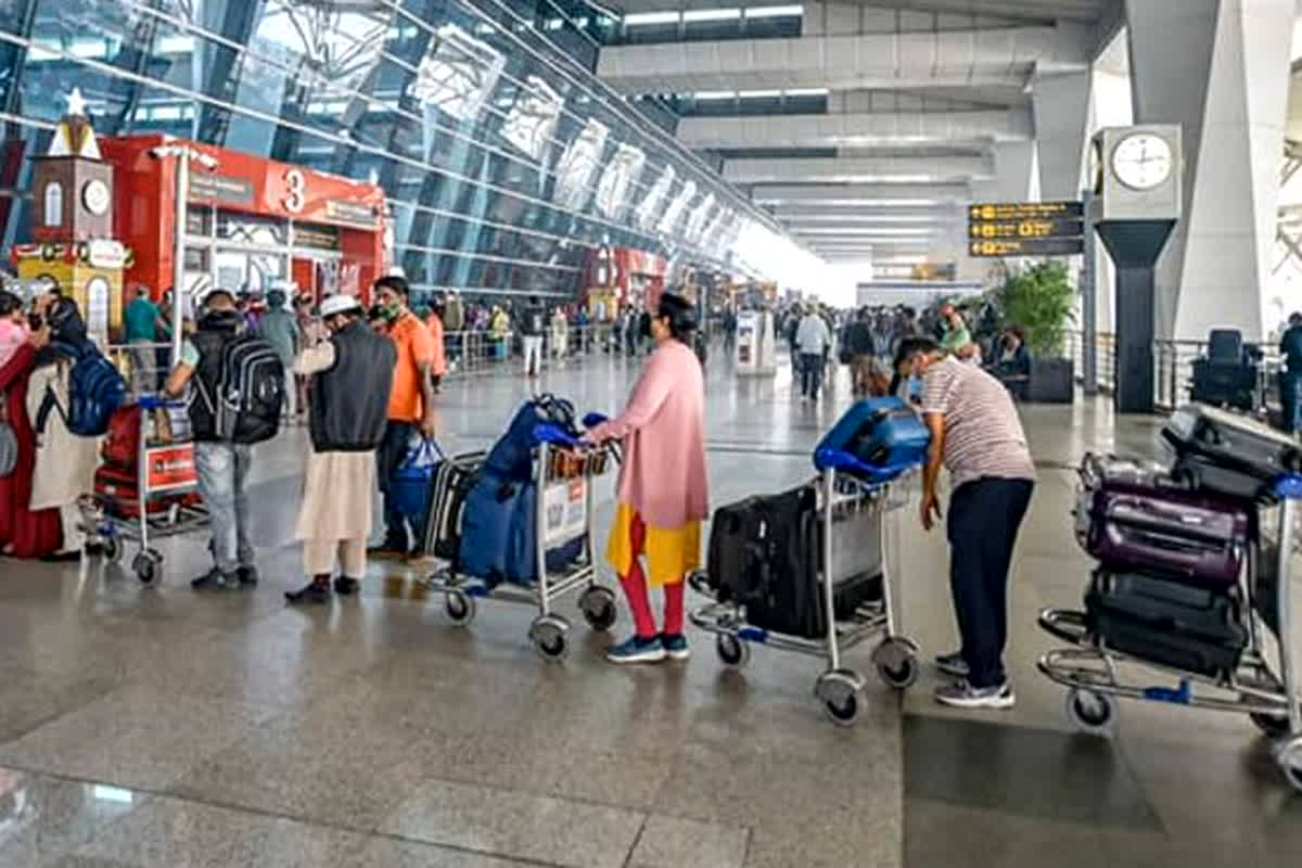 Bomb Threat – Goa, Nagpur Sahit Desh Ke Alag Alag Airport Ko Bomb Se Udaane Ka Mail Aaya, Security Badhayi Gayi