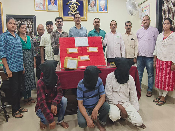 Whale Fish Vomit Worth 6.20 Crore Zabt Kiya Kalyan Crime Branch Police Ne, 3 Arrested