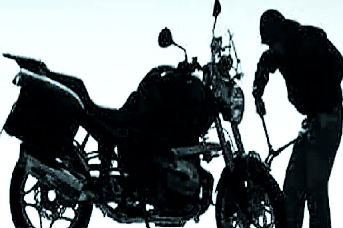 2 Bike Chor Ko Rajasthan Se Arrest Kiya Kandivali Police Ne 11 Chori Ki Bike Baramad