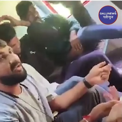 Bail Reject – Muslim Buzurg Shaks Ko Chalti Train Mein Torture Karne Wale 2 Aaropi Ki Bail Reject Kiya Kalyan Railway Court Ne