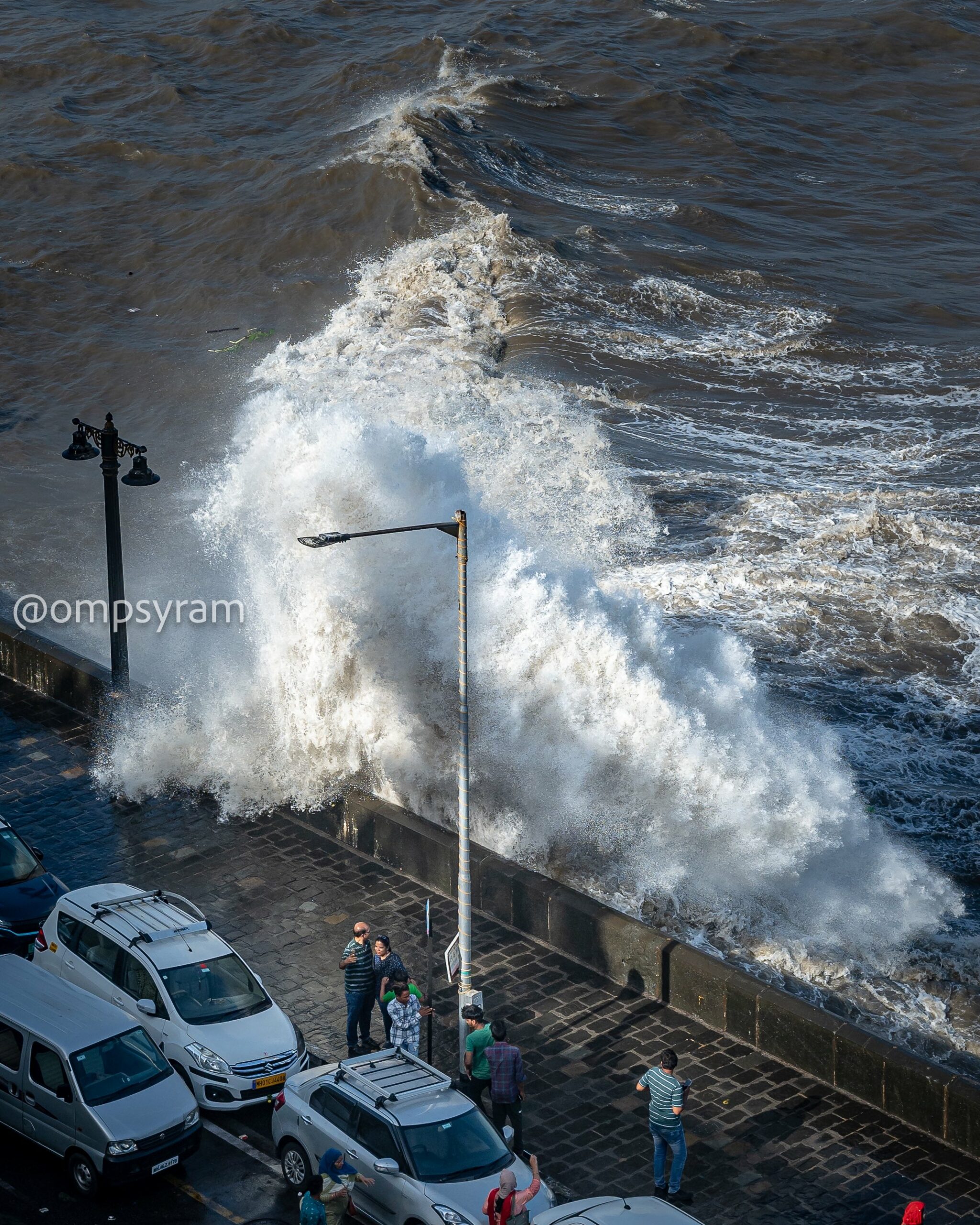 High Tide Alert – Aaj 4 May subha 11.30 Se Kal 5 May Raat Ke 11.30 Tak 36 Hrs Samundra Ki Lehren Oonchi Hongi, Samundra Ke Pass Jane Avoid Karen Log, Mumbai Police