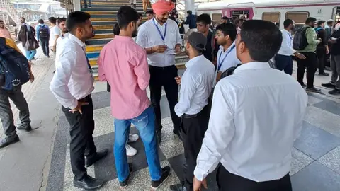 Fortress Ticket Checking at Andheri Station, 1 Din Me 514 Bina Ticket Passengers Ke Khilaf Karwai Hui 4 April Ko
