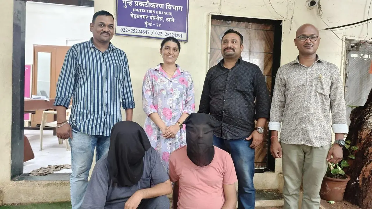 MHADA Aur SRA Ghar Dene Ke Bahane Cheating Karne Wale 2 Arrested By Kurla Nehru Nagar Police Station