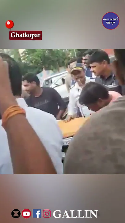 CM Shinde Ghar Se Assembly Jaate Waqt Raaste Me Hadsa Dekh Ruke, Injured Se Mile, Help Kiya
