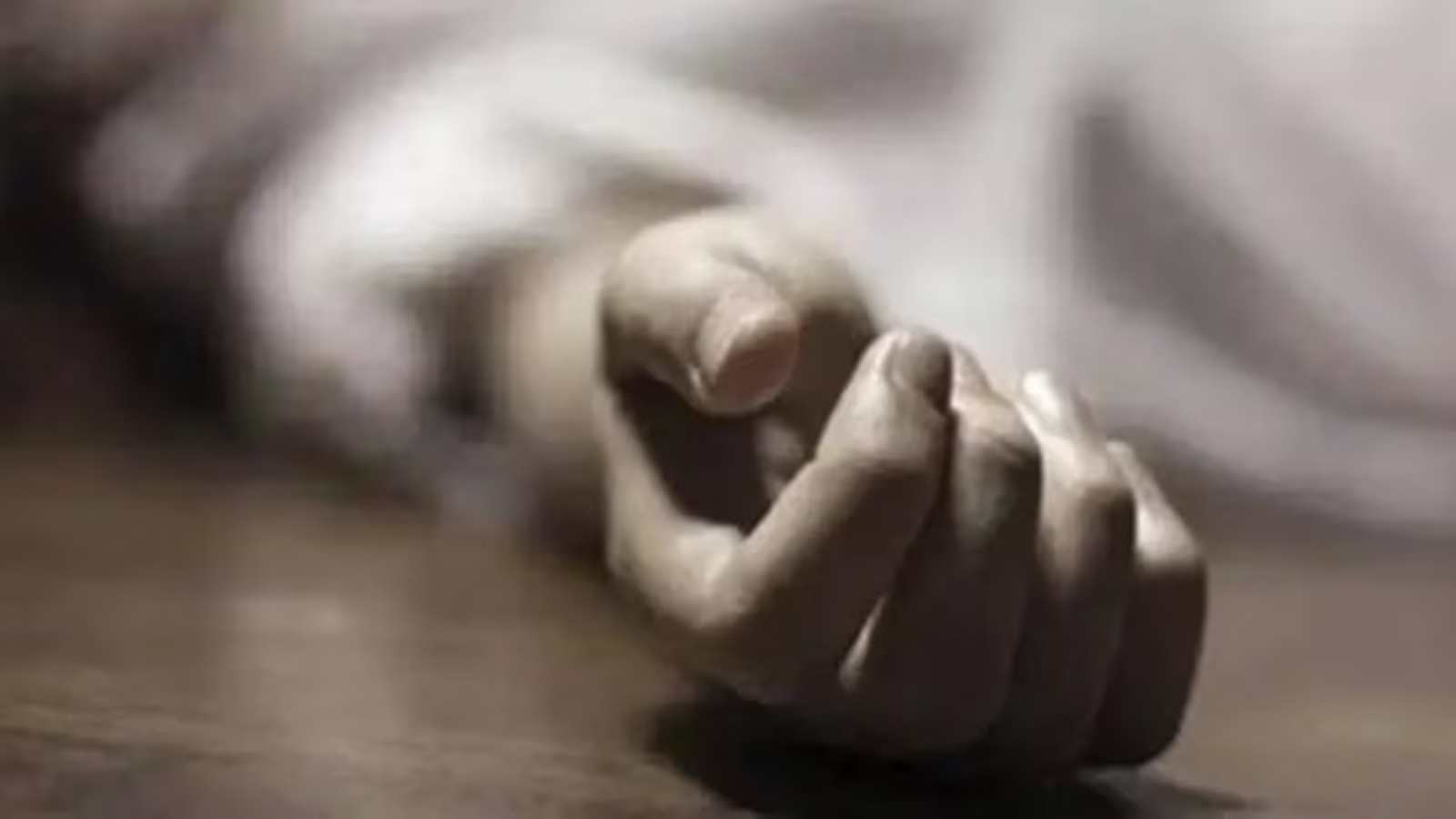 Mumbai Police Constable Ne Nagpada Police Hospital Ke 2nd Floor Se Jump Mara, Illaj Ke Dauran Hui Death
