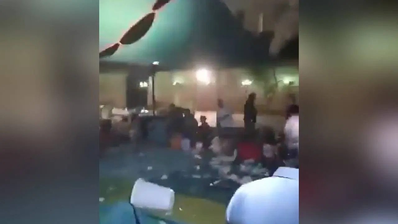 Firing in Mosque – Oman Ke Muscat Ki Masjid Me Andhadhund Firing Hui, 4 Ki Death Ki Khabar, Kuch Injured Hue