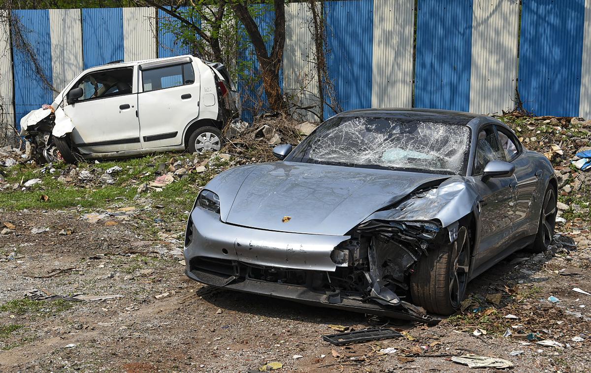 Pune Porsche Car Accident Mamle Me Minor Car Driver Ko Juvenile Detention Center Me Bheja Gaya 5 June Tak, Father Arrested