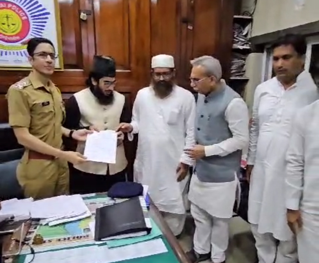 Good NEWS Dongri Police ne Nitesh Rane ke Khilaf FIR Darj Kar liya hai