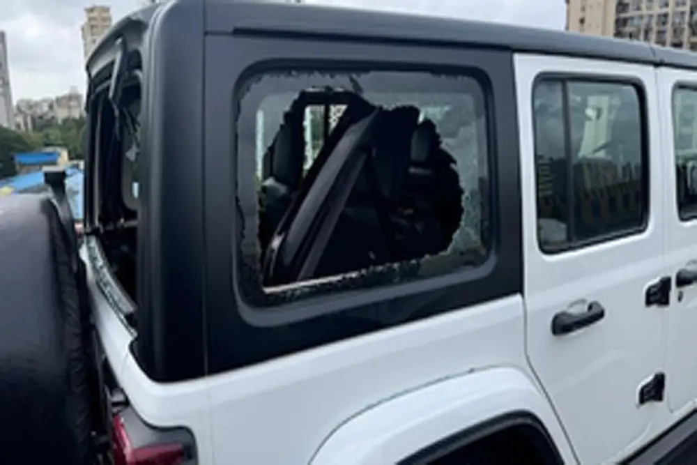 MLA Jitendra Awhad Ki Car Par Hamla Hua At Thane, All Is Well, No Injuries Reported