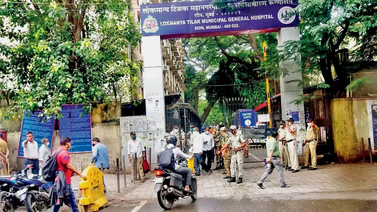 Mahila Doctor Par Hamla At Sion Hospital, 3 Ke Khilaf Case Darj Kiya Mumbai Police Ne