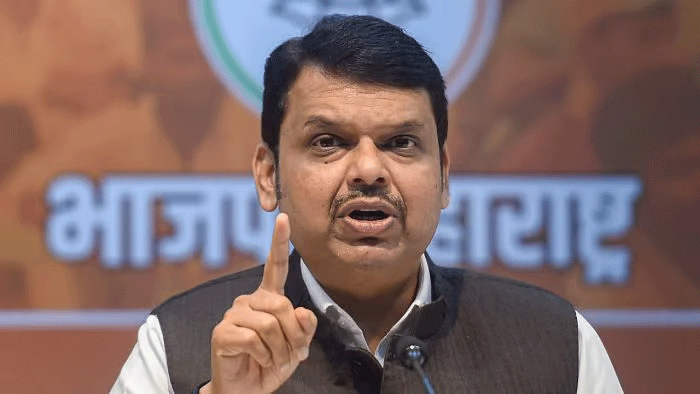 Dr Babasaheb Ambedkar Aur DCM Fadnavis Ke Khilaf Derogatory Comment Karne Wala Pune Se Arrested By Mumbai Police