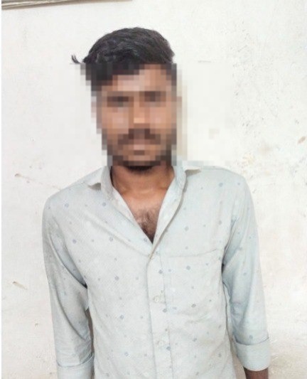 Ghar Me Ghuskar Chori Karne Wale Shatir History Sheeter Ko Antop Hill Police Ne Arrest Kiya.