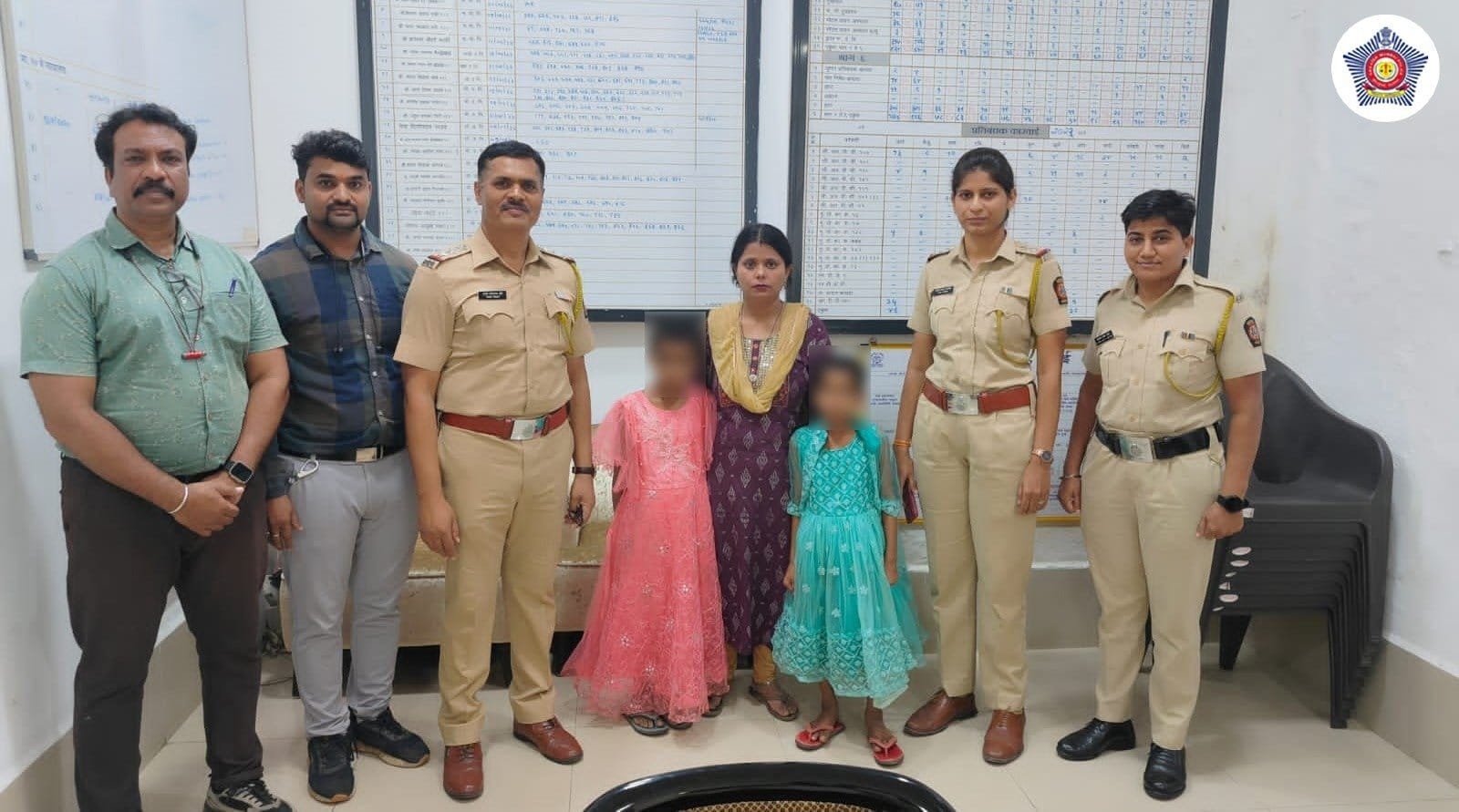 Missing Girl 11 Yrs Old Ko Kuch Hi Ghante Me Dhund Nikala Juhu Police Station Ne