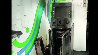 ATM Lootne Gaye They, Gas Cutter Se Lagi Aag, Rs 21 Lakh Jalkar Khaak Hue At Dombivali