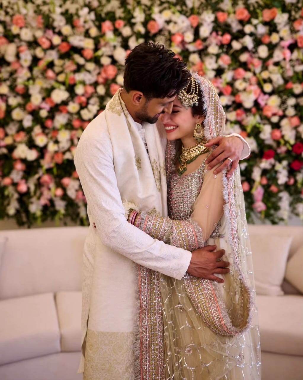 Pakistani Cricketer Shoaib Malik Aur Pakistani Actor Sana Javed Ne Haal Hi Mein Shaadi Ki Hai.