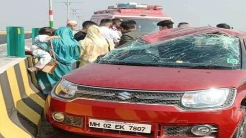 Firts Accident at Atal Setu MTHL Bridge  Mumbai, 2 women & three children sustained minor injuries.