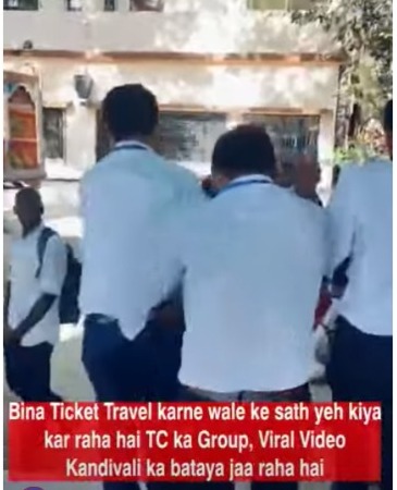 Bina Ticket Travel Karne Wale Ke Sath Yeh Kiya Kar Raha Hai TC Ka Group, Viral Video Kandivali Ka