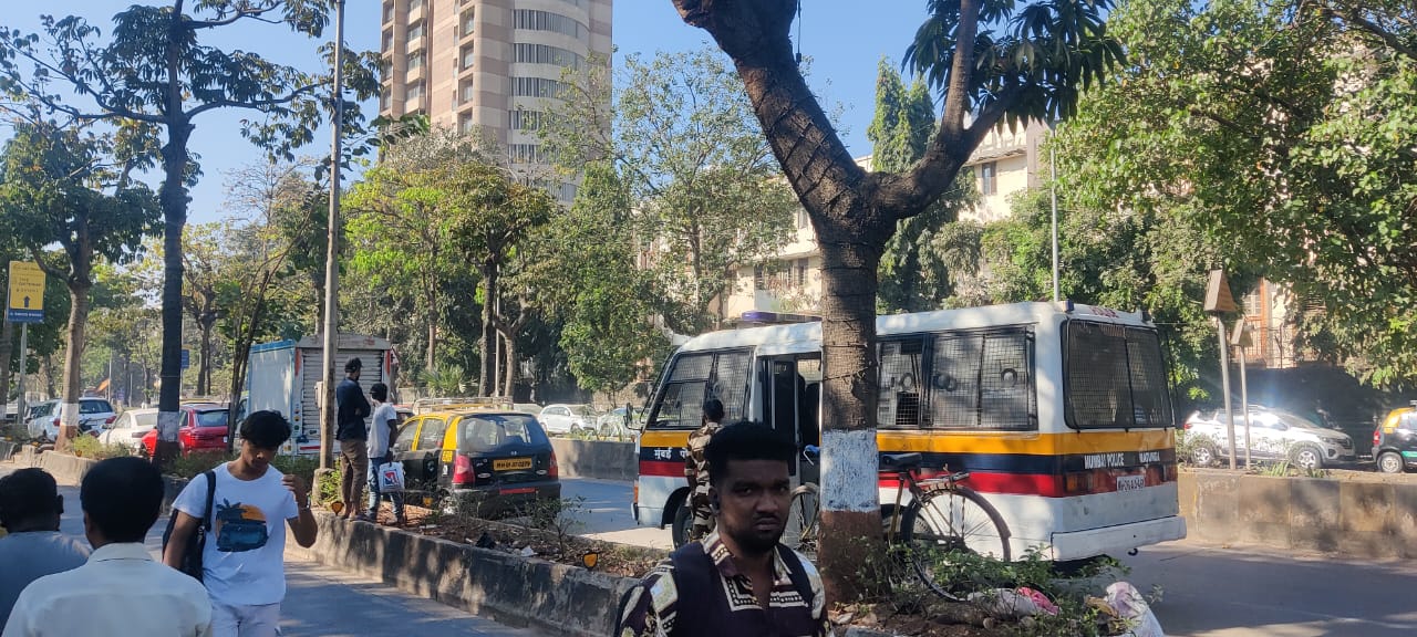 Taxi Me Mili Dead Body Wadala RAK Road Gate Number 4