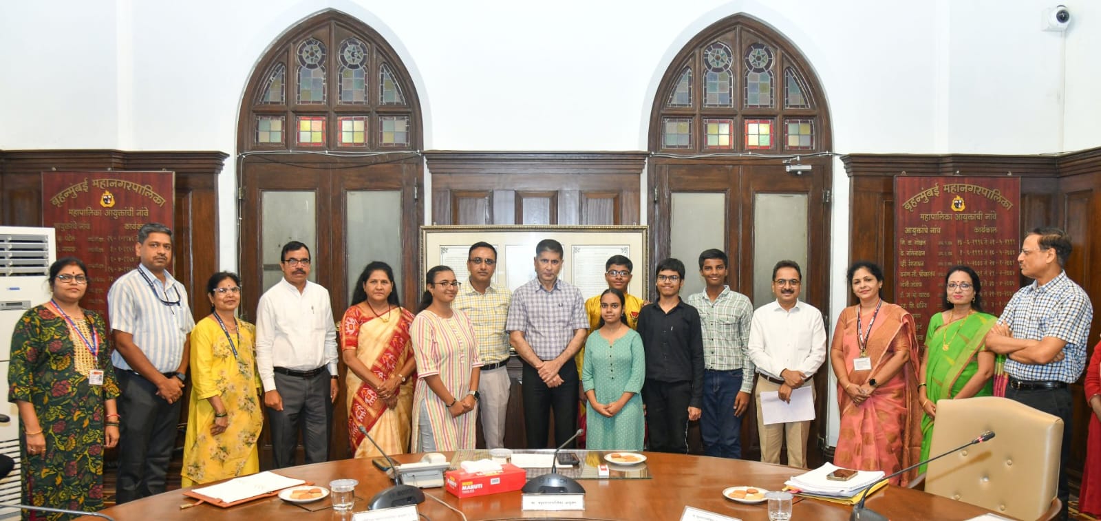 SSC Board Exam Me BMC School Se Highest Marks Hasil Karne Wale 7 Students Ko Felicitate Kiya BMC Chief Ne